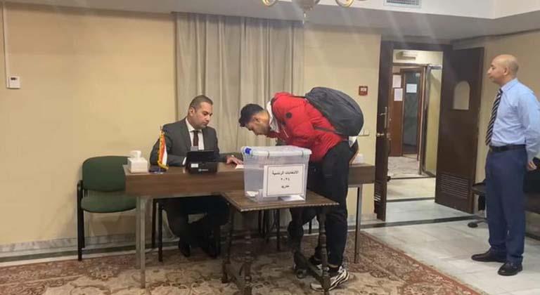 توافد المصريين للتصويت في الانتخابات الرئاسية 