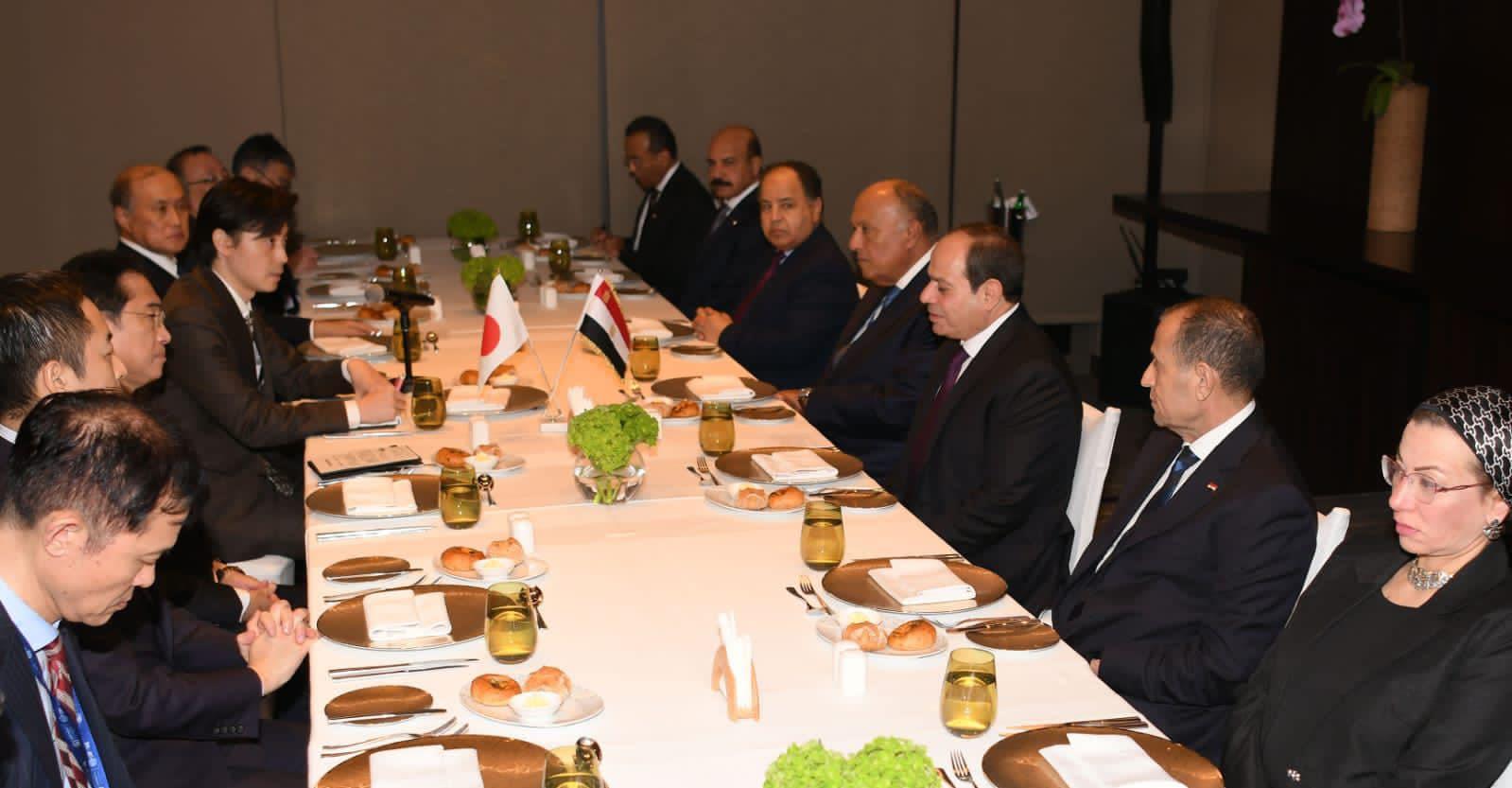 الرئيس السيسي ورئيس وزراء اليابان يعقدان جلسة مباح