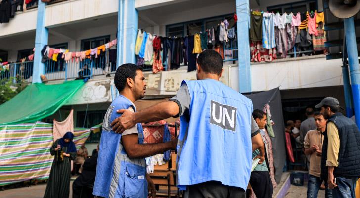الاحتلال يقصف مقر الأمم المتحدة لوكالة الأونروا   