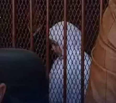 قاتلة والدتها في القفص