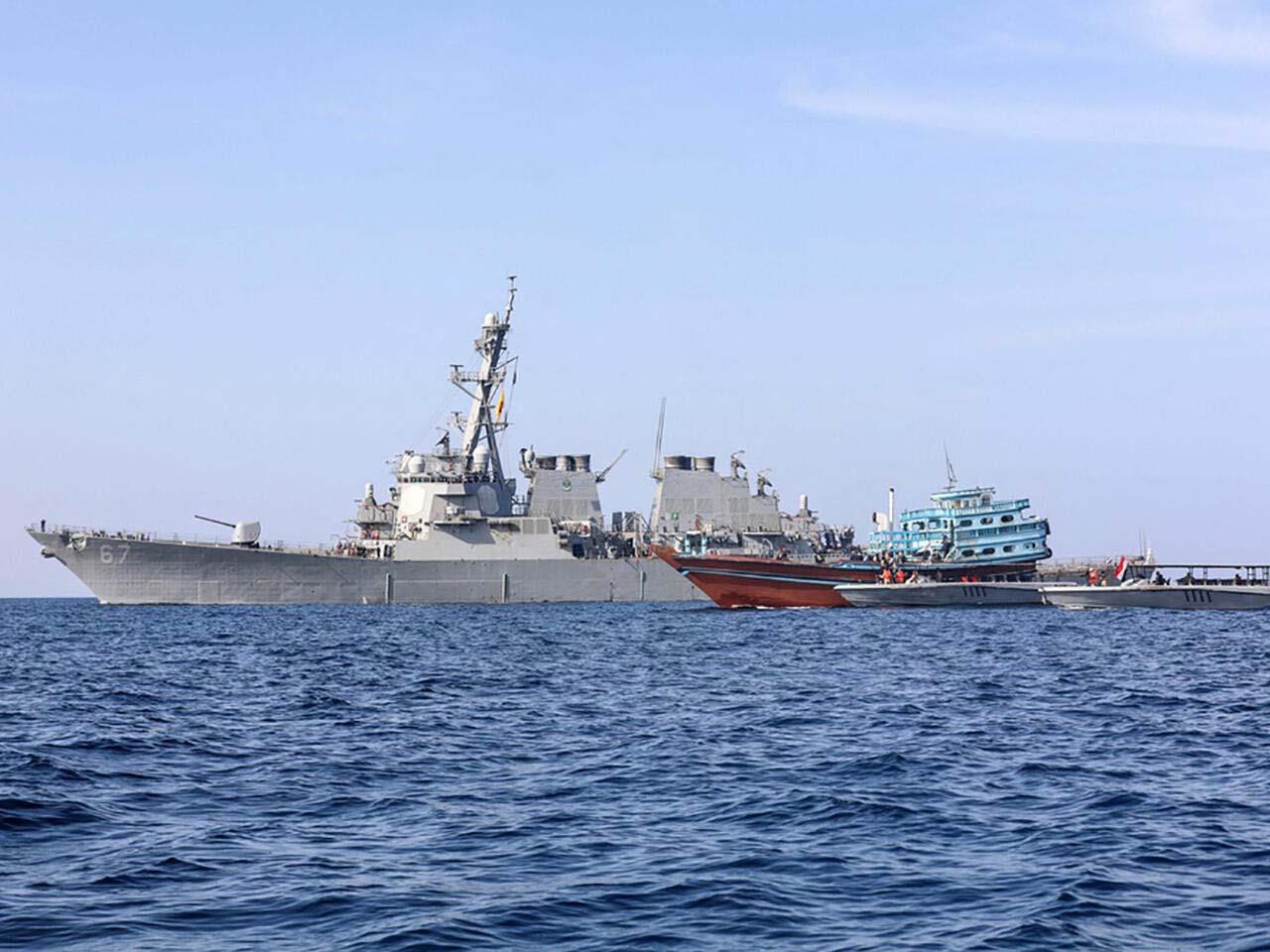 هجمات الحوثيين على السفن الحربية الأمريكية   أرشيف