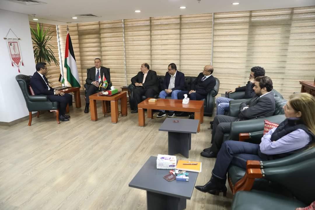 زيارة وفد نقابة الصحفيين إلى السفارة الفلسطينية 