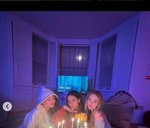 ابنة عمرو دياب