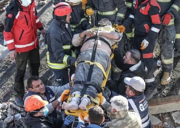 ضحايا زلزال تركيا