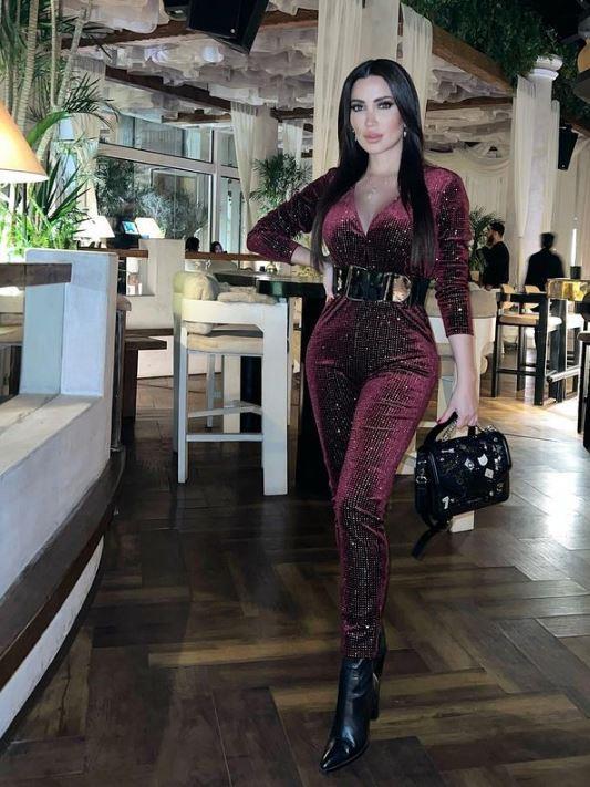 الفنانة نسرين طافش