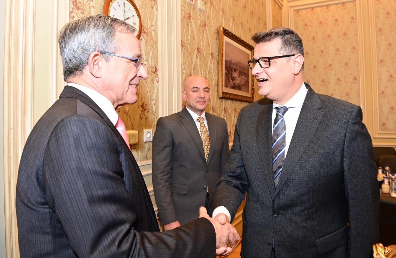 لقاء مع عدد من نواب البرلمان الأوروبي