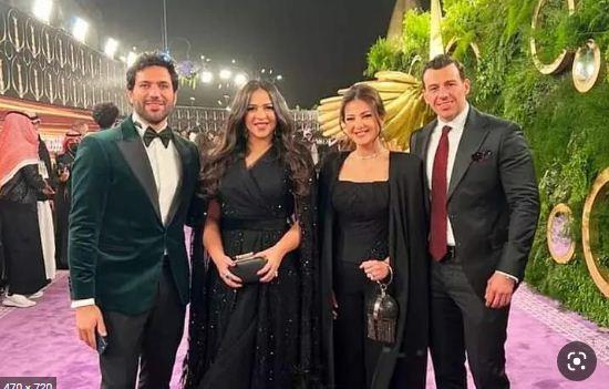 إيمي ودنيا سمير غانم وأزواجهما