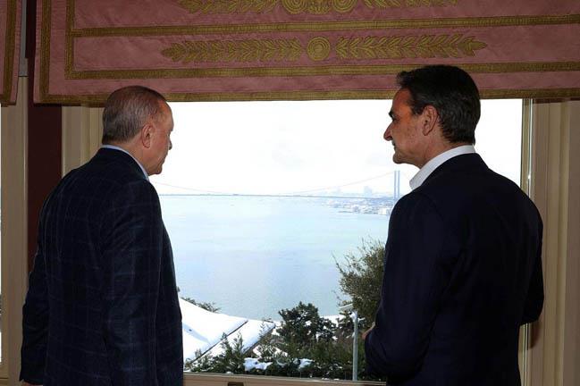 رئيس الوزراء اليوناني كيرياكوس ميتسوتاكيس و أردوغا