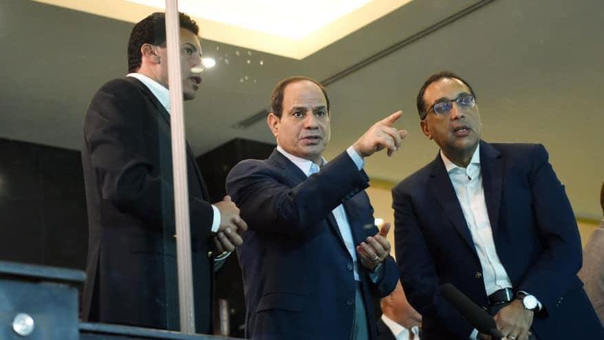 الرئيس السيسي يصل إلى ستاد القاهرة 