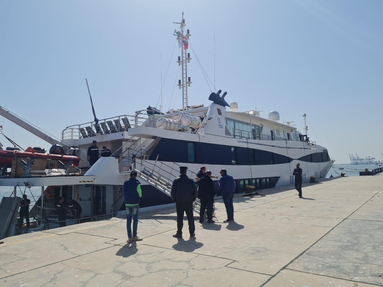 ميناء بورسعيد السياحي يستقبل اليخت  هارموني في