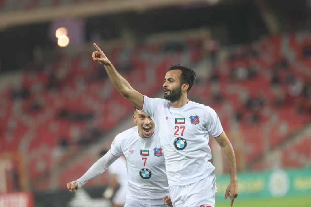 تأهل فريق الكويت الكويتي إلى الدور التالي من بطولة