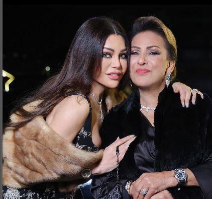 والدة هيفاء