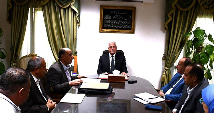 اجتماع محافظ جنوب سيناء