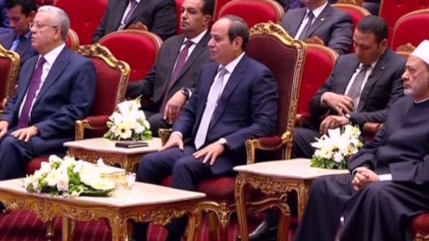 الرئيس السيسي يشهد احتفالية وزارة الأوقاف بليلة ال