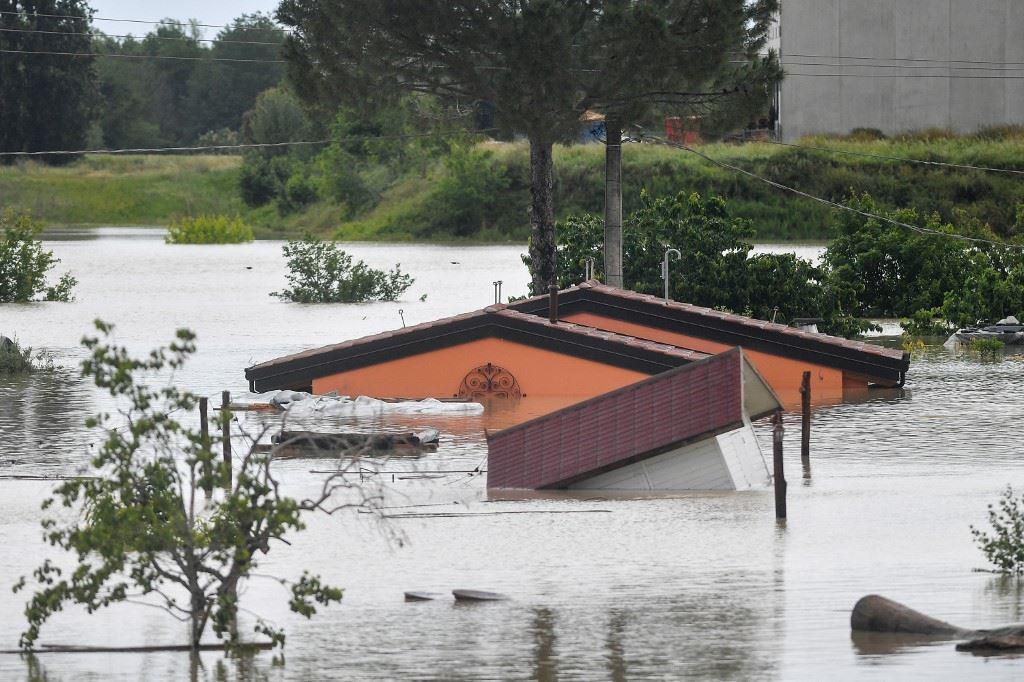 فيضانات مدمرة في شمال إيطاليا