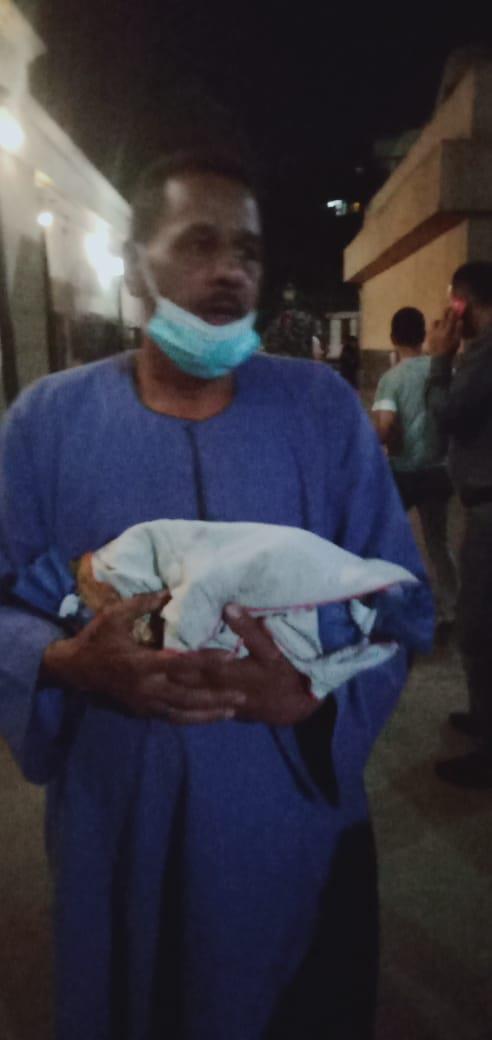 اسرة المولود