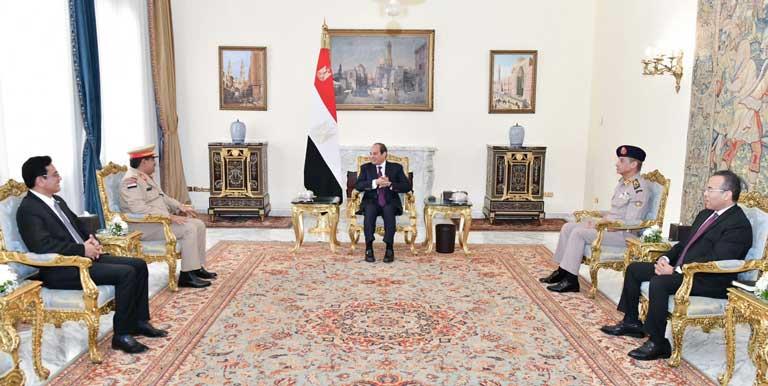 الرئيس السيسي يستقبل وزير الدفاع اليمني