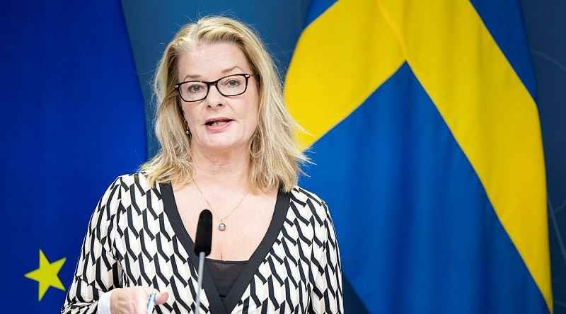 وزيرة المدارس في السويد لوتا إيدهولم