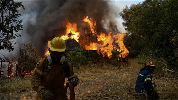 اندلاع حريق جديد في جزيرة رودس اليونانية وإخلاء 3 