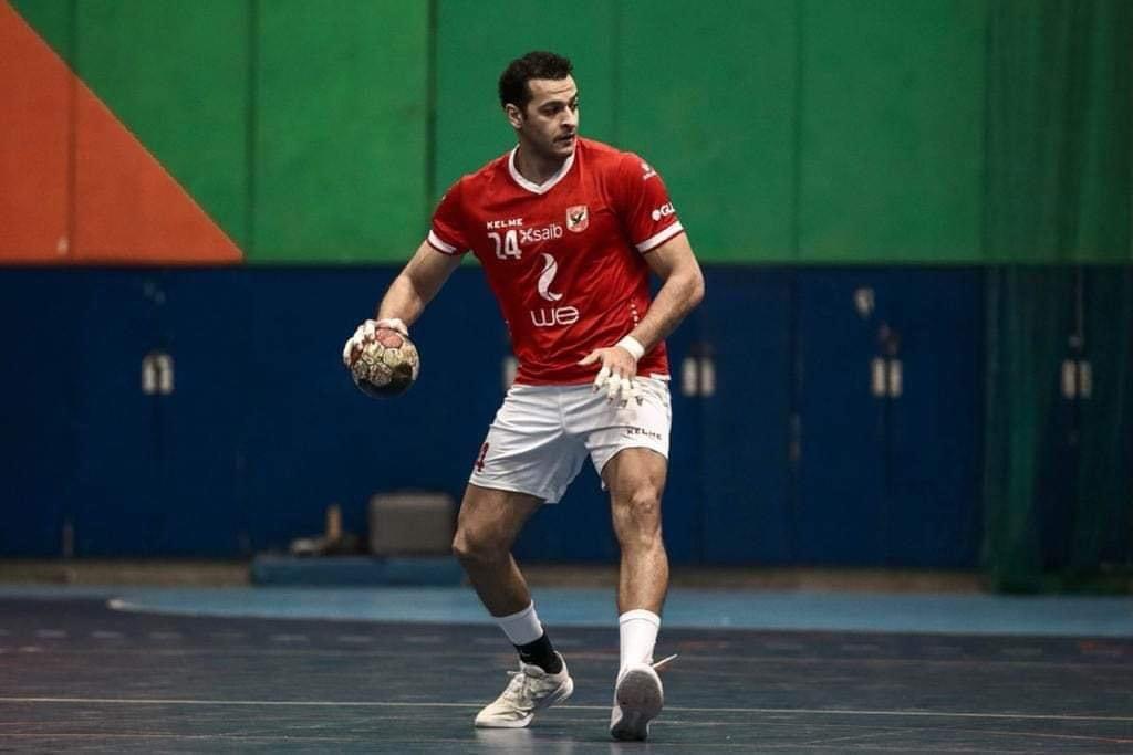 إبراهيم المصري لاعب فريق كرة اليد بالنادي الأهلي