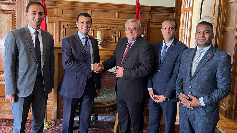 وفد التنسيقية يلتقي سفير أرمينيا لدى القاهرة