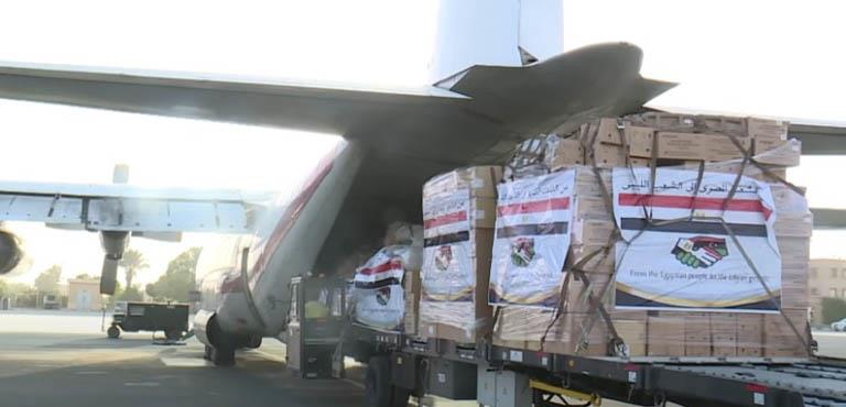 مصر ترسل مساعدات إنسانية للشعب الليبى الشقيق