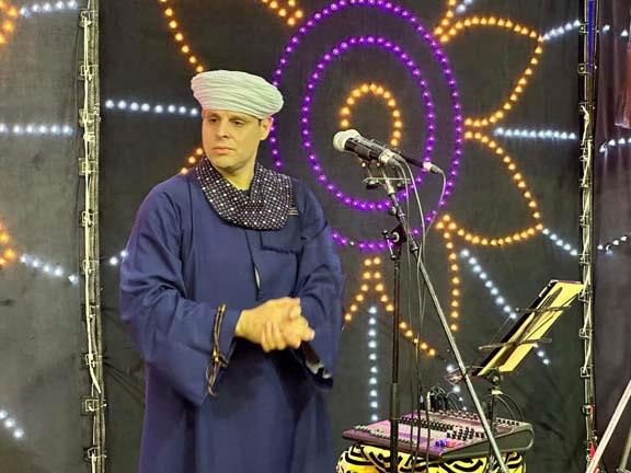 في ليلة الإمام السيوطي.. محمود التهامى يشدو بالمدح النبوي وسط آلاف المريدين (7)