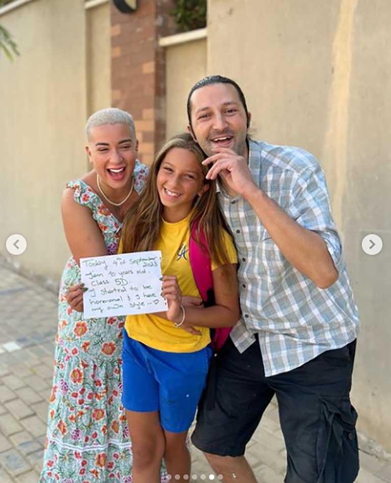 أسما شريف منير