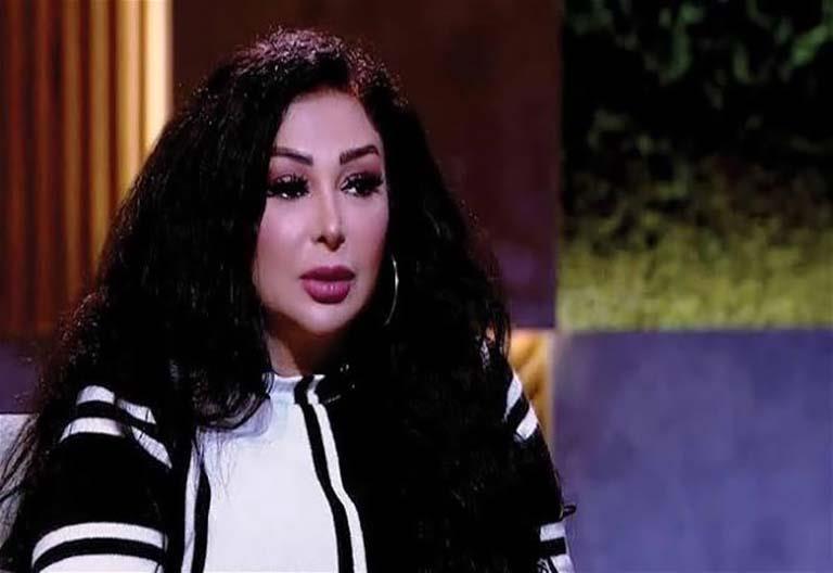 شاهيناز
