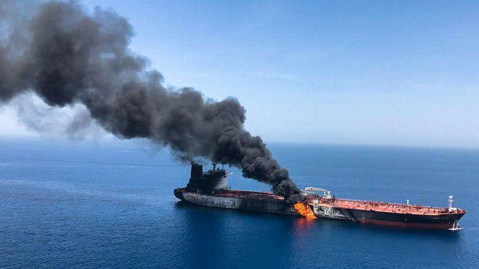 السفينة التي استهدفها الحوثيون بصاروخ أمريكية