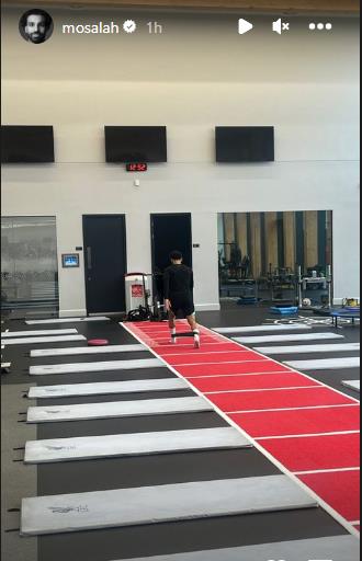 محمد صلاح أثناء التأهيل