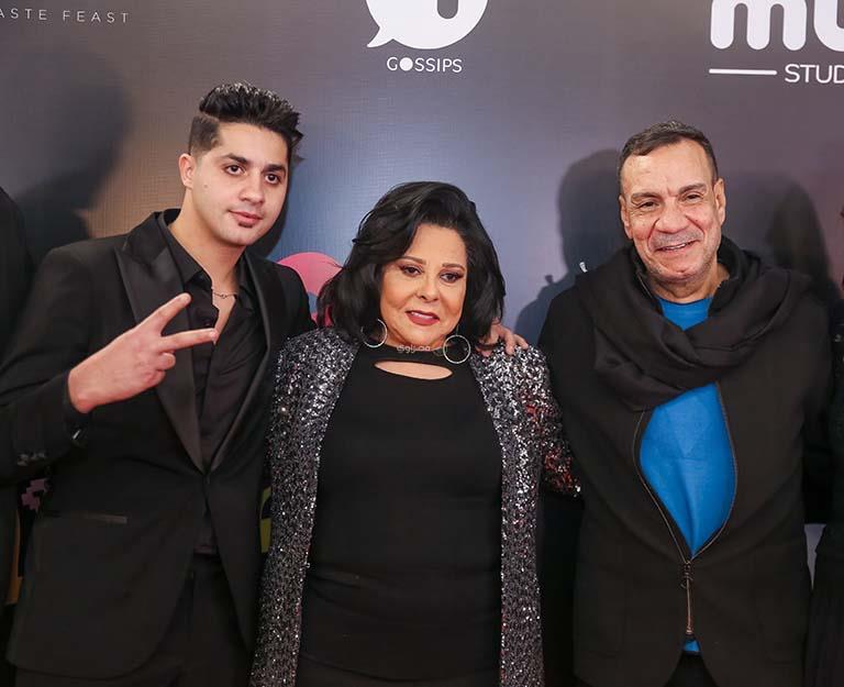 عنبة مع إسعاد يونس والمخرج وائل إحسان