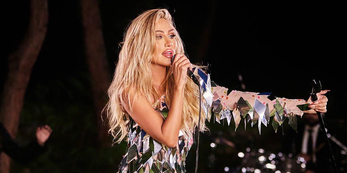 الفنانة اللبنانية مايا دياب