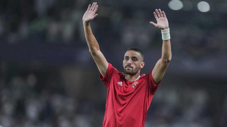 طاهر محمد طاهر لاعب الأهلي