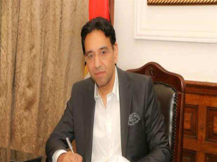 برلماني يطالب بتشديد الرقابة على الأسواق والتعامل بحسم مع جشع التجار