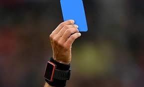 ما هي البطاقة الزرقاء في كرة القدم