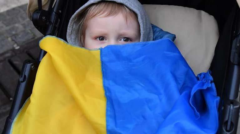 سلطات منطقة خاركيف تأمر بإجلاء الأطفال بسبب القصف 
