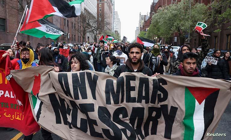 رجال أعمال أمريكيون دفعوا عمدة نيويورك لقمع مظاهرا