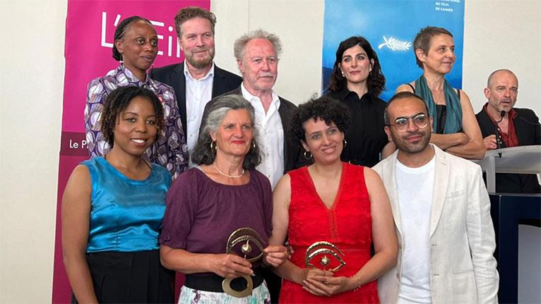 فيلم رفعت عيني للسماء