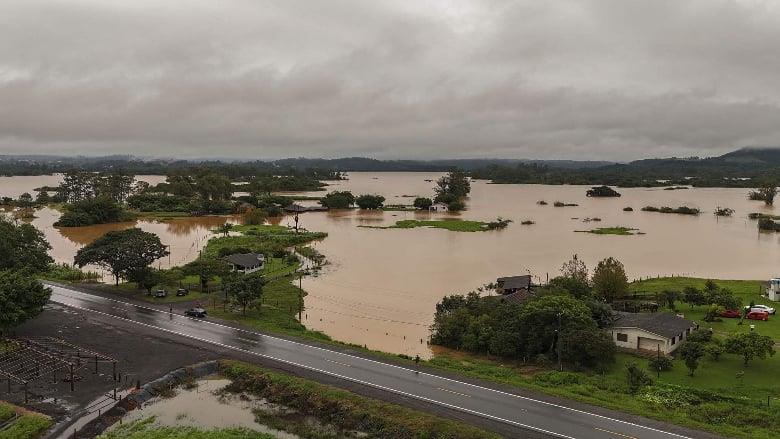الفيضانات في جنوب البرازيل