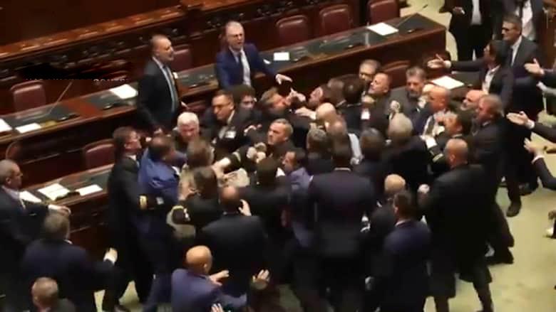 فوضى وعراك بالأيدي داخل البرلمان الإيطالي   أرشيفي