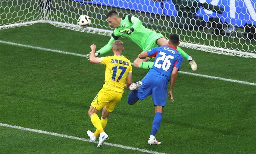 مباراة أوكرانيا وسلوفاكيا