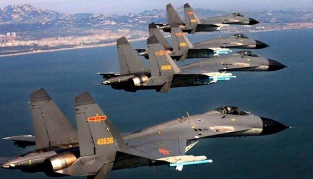 طائرات حربية تخترق المجال الجوي التايواني   أرشيفي