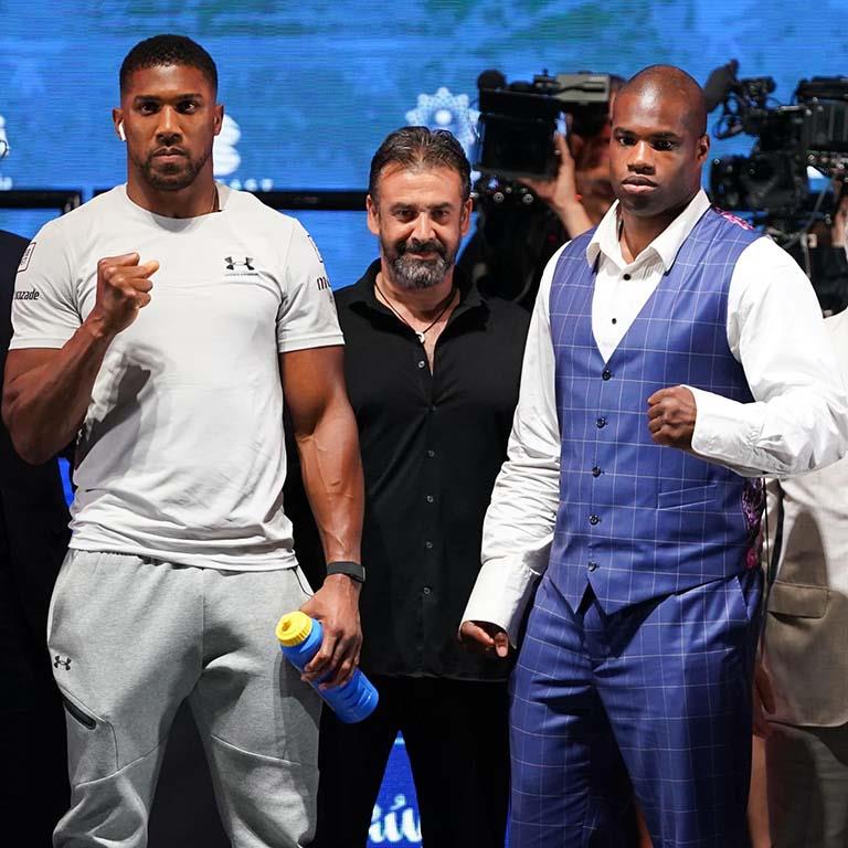 بحضور كريم عبدالعزيز.. تركي آل الشيخ يعلن إطلاق حدث عالمي لموسم الرياض في لندن