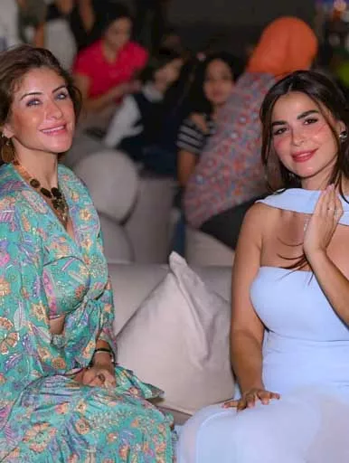 رقص هيدي كرم ورانيا منصور في حفل تامر وعفروتو في العين السخنة_8