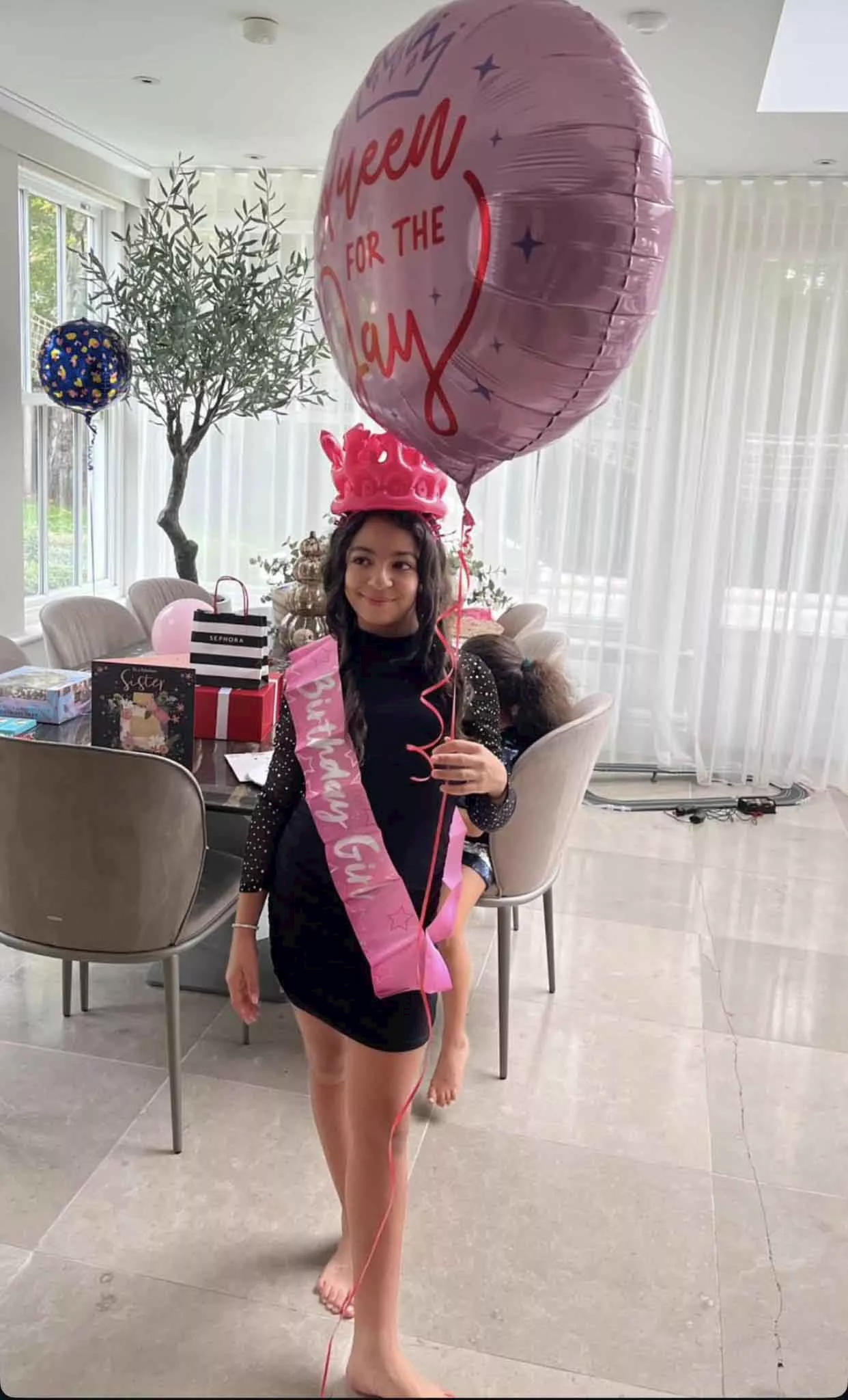 محمد صلاح يحتفل بعيد ميلاد مكة