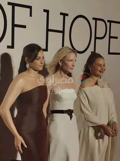 كيت بلانشيت على الريد كاربت مع ريا ابي راشد في مهرجان الجونة (5)_20