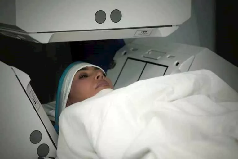 كيم كارداشيان تكشف عن إصابتها بمرض خطير بسبب طلاقها من كاني ويست _6