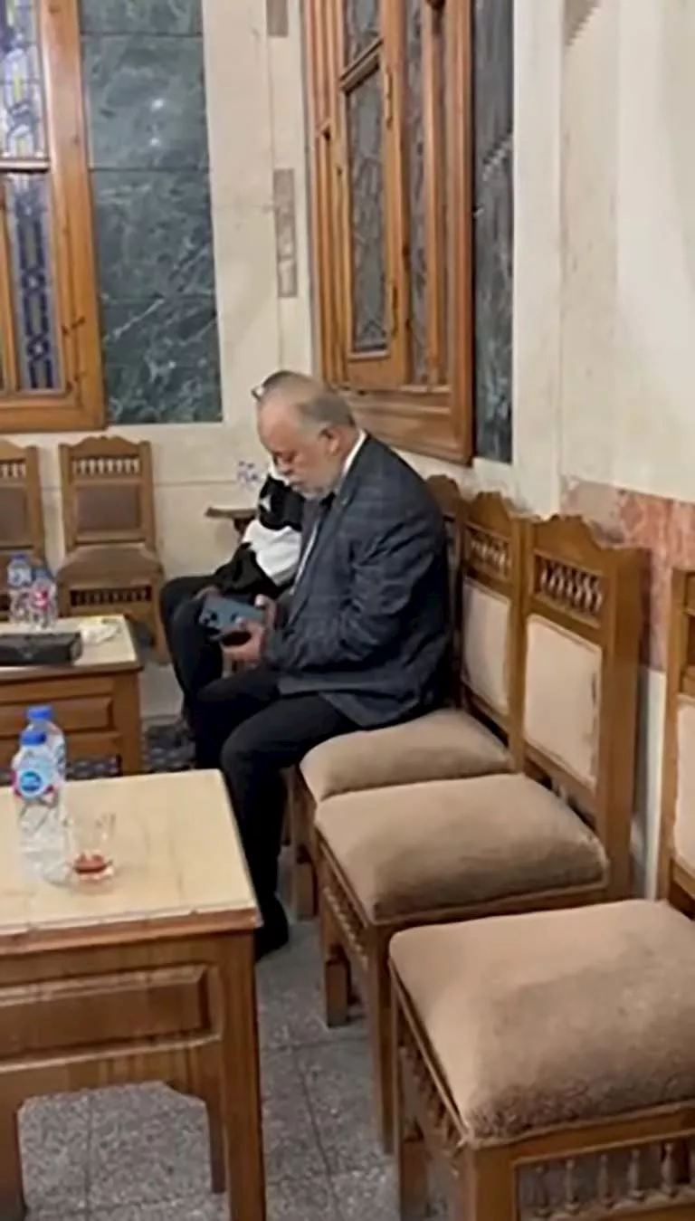 اشرف زكي في عزاء شقيق فريدة سيف النصر