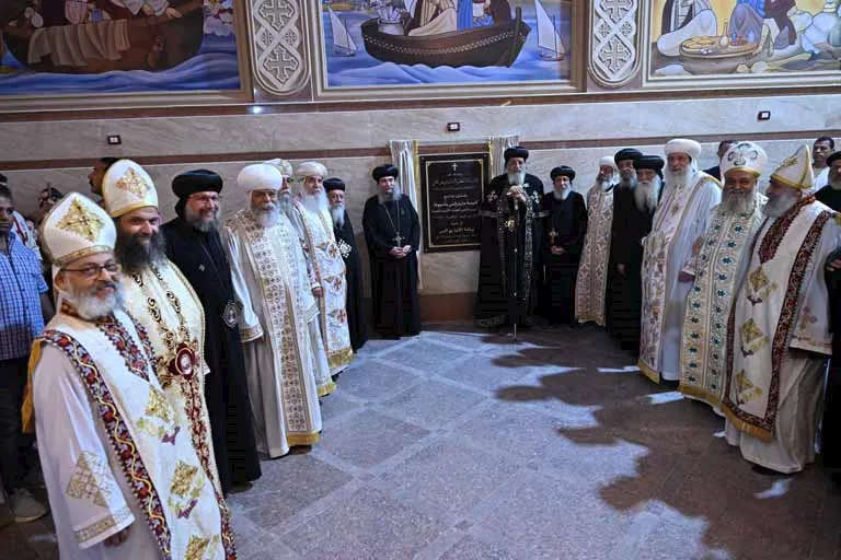 البابا تواضروس يدشن كنيسة مارمرقس بأسيوط  (2)